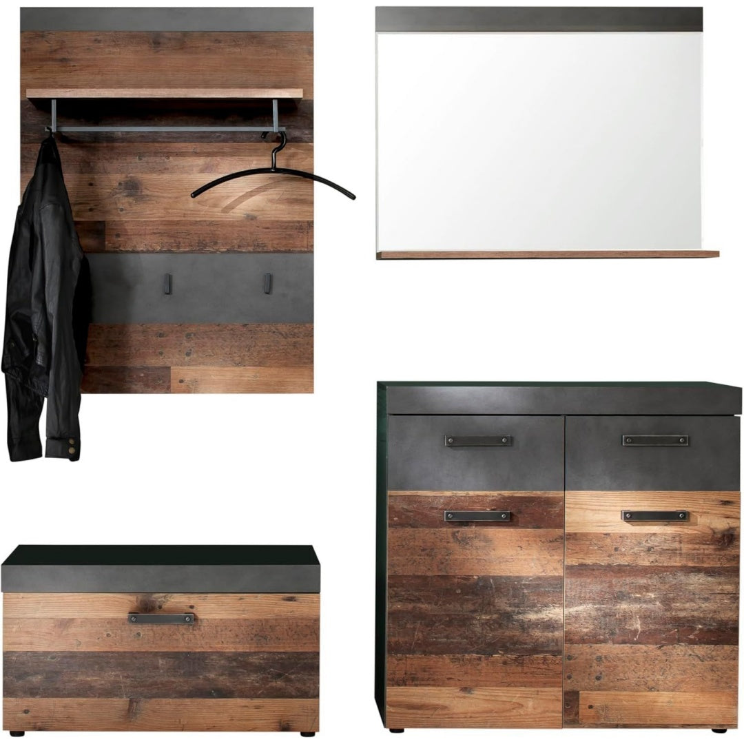 Ein Spiegel und geschlossenen Stauraum bestimmen die Sitzbank